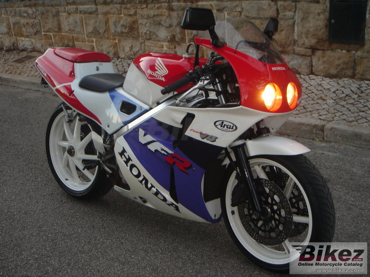 Honda vfr 400 r